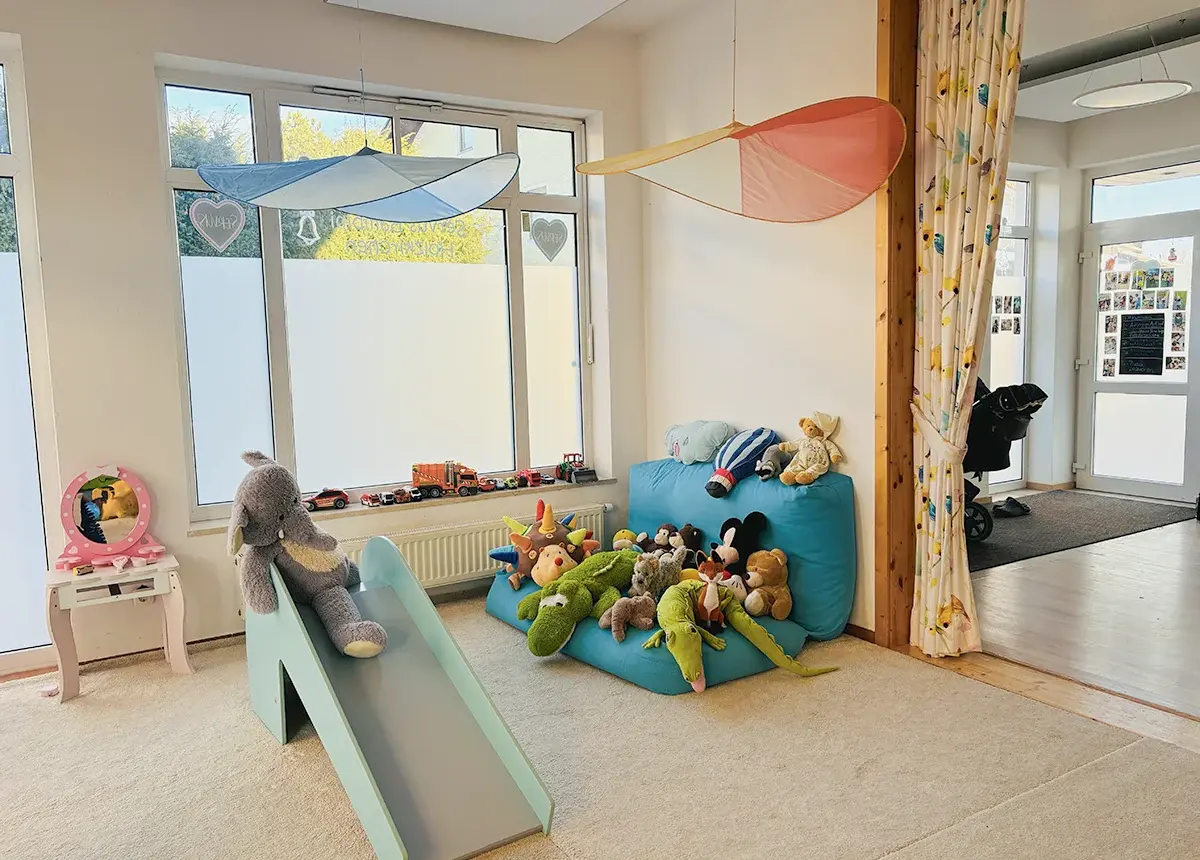 Grosstagesstätte Raum 1